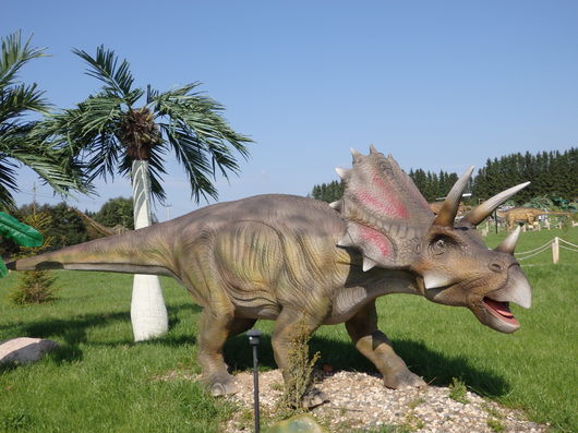 Парк Динозавров в Стризнево | ах ,да , динозавры....)))